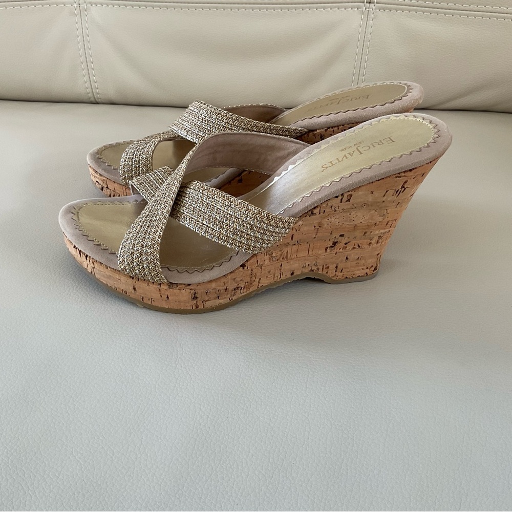 Eric Javits Criss Cross Cork Wedge Sandals, Size 8.5